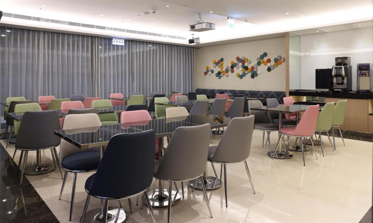Royal Jade Boutique Hotel Taipei Bagian luar foto