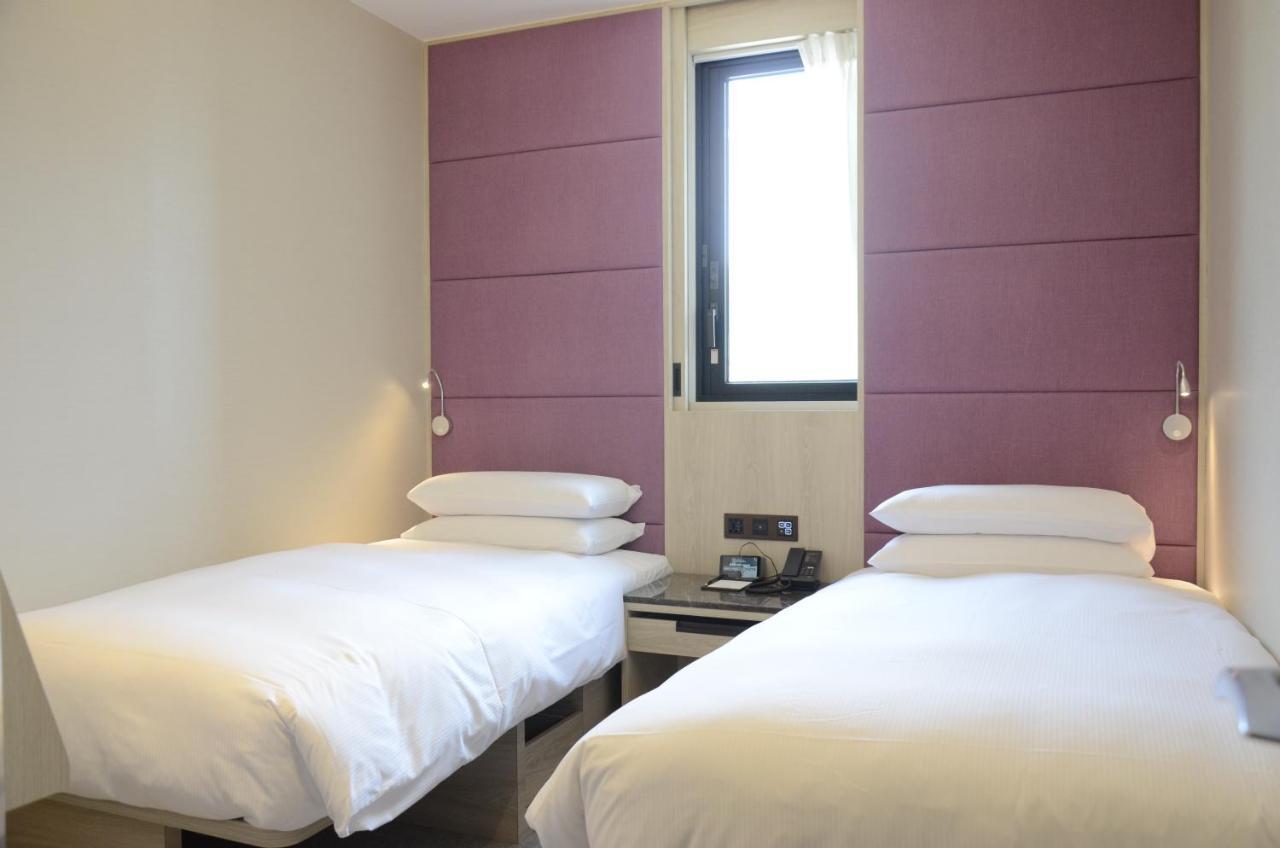 Royal Jade Boutique Hotel Taipei Bagian luar foto